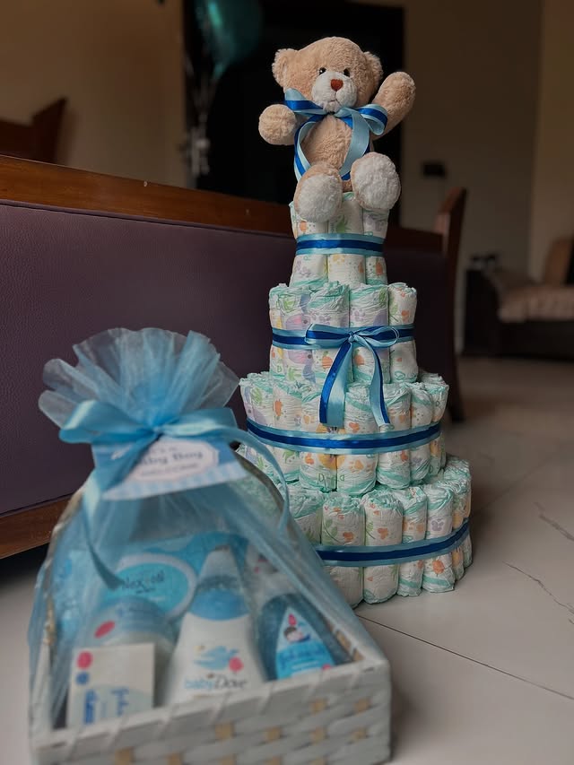 Deluxe Diaper Gift Tower Combo